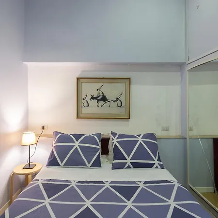 Luxury 3 Bedroom Flat By Interhome Apartman Róma